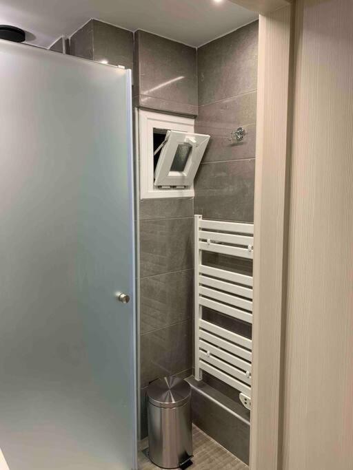 סלוניקי Lux Appartment , 3 Rooms Full Extra , City Center מראה חיצוני תמונה