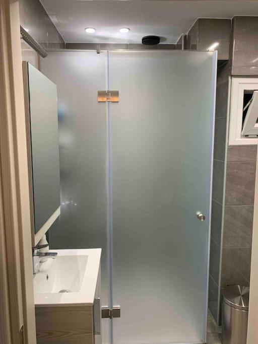 סלוניקי Lux Appartment , 3 Rooms Full Extra , City Center מראה חיצוני תמונה